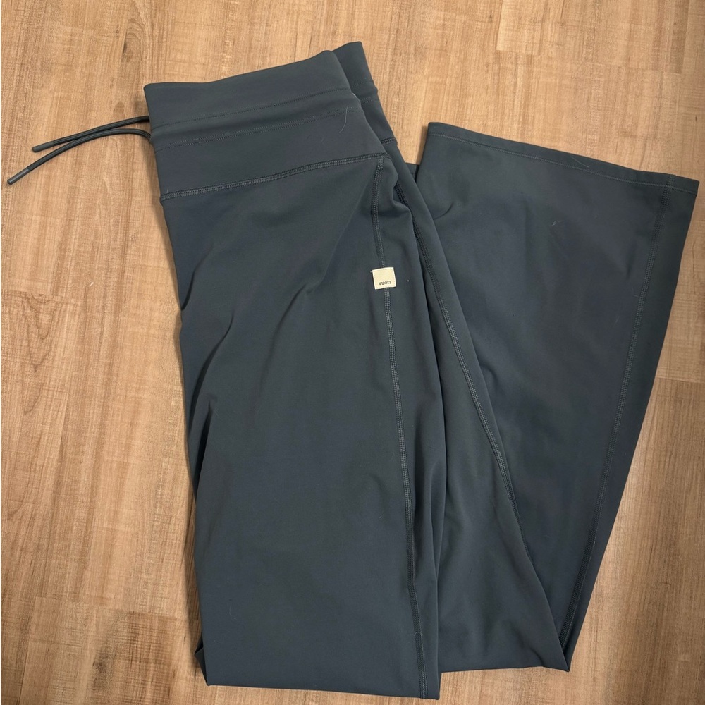 Vuori Daily Wide Leg Pant